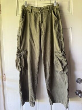 3/$20🍁SALE! Wild Fable green mid rise baggy cargo denim pants
